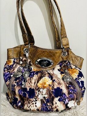 Women’s Sienna Ricchi Slouchy Hobo Bag Tan Faux Croc Floral Keychain Charm